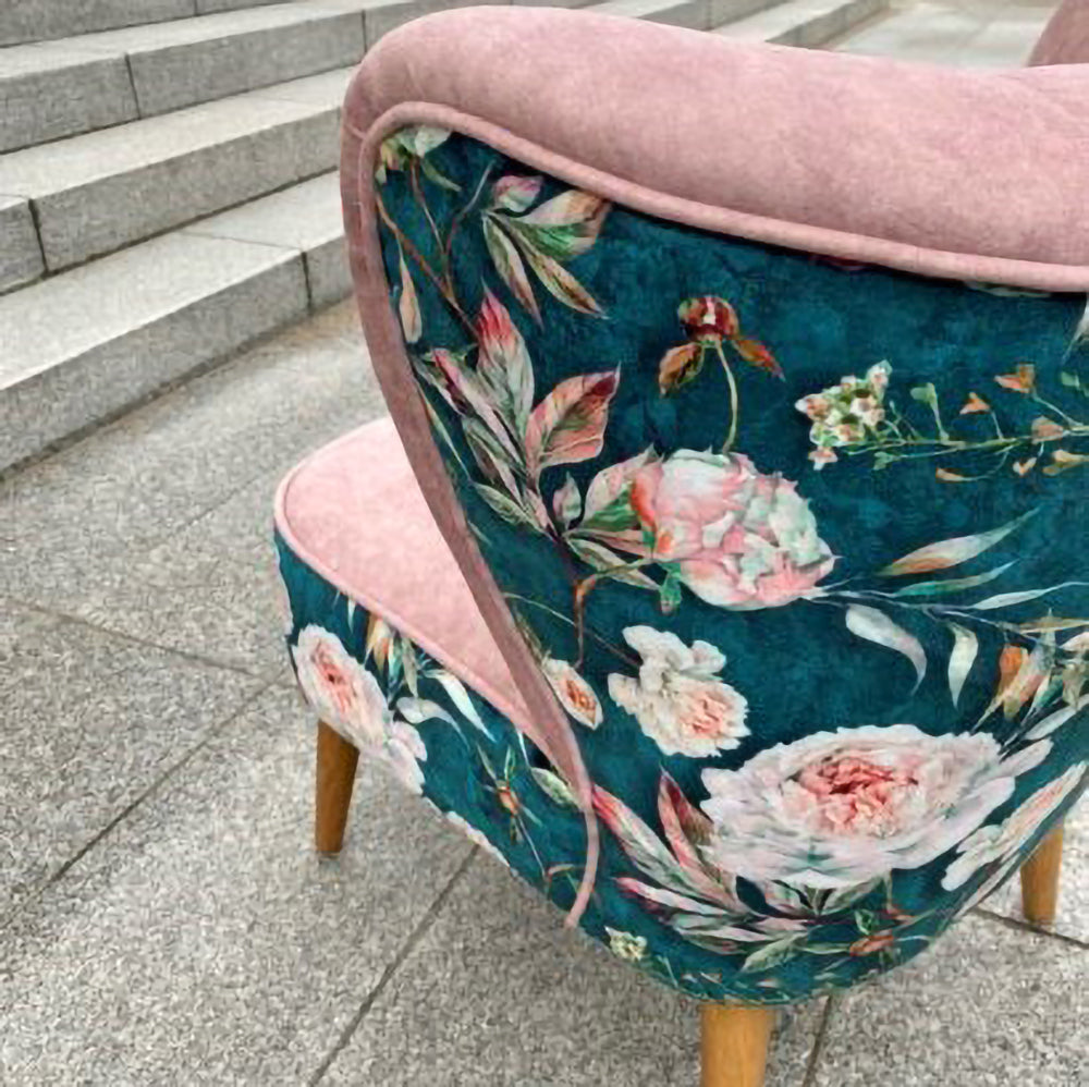 Petit fauteuil club KOLL_fleurs + rose poudré